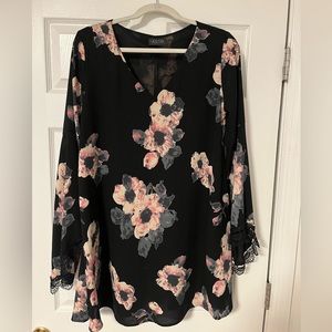Women’s floral black dress